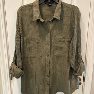 Social Standard by Sanctuary Green Button Down Shirt Relaxed Fit
